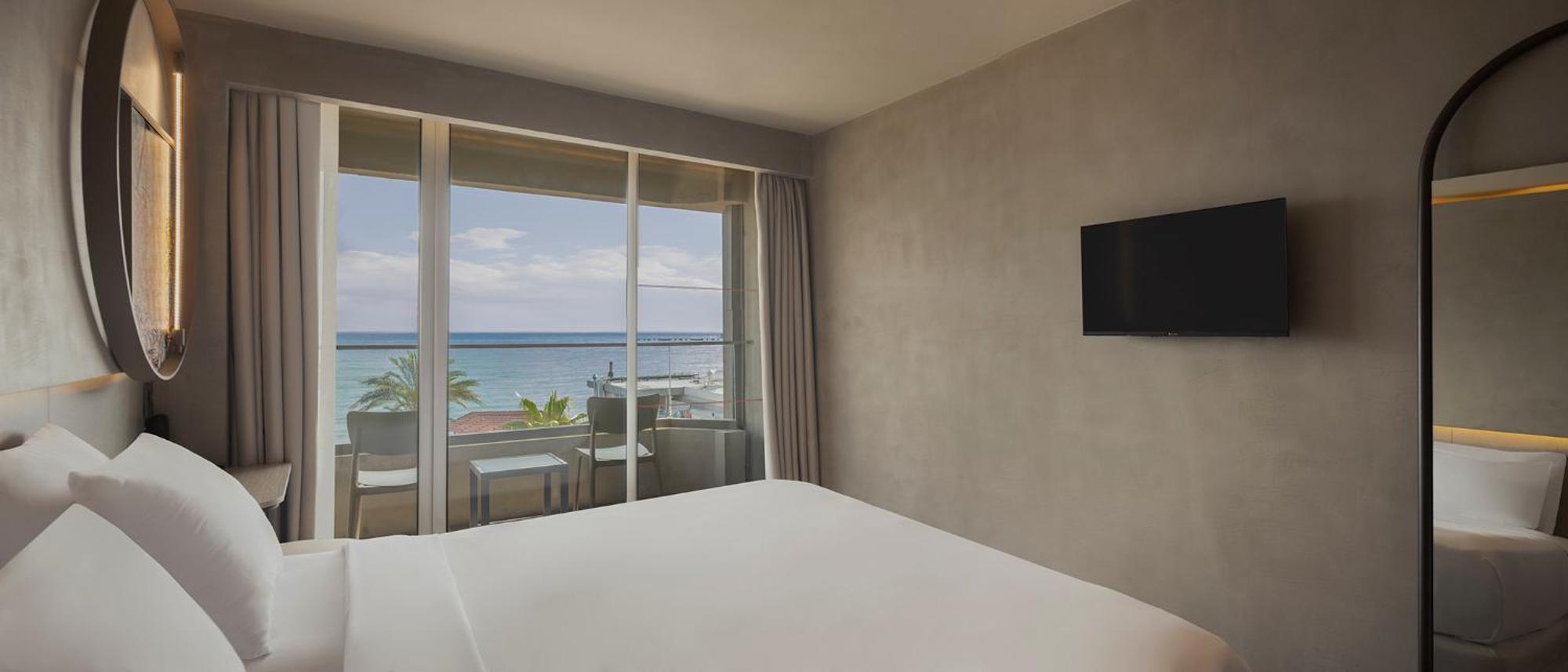 Otel Buyuk